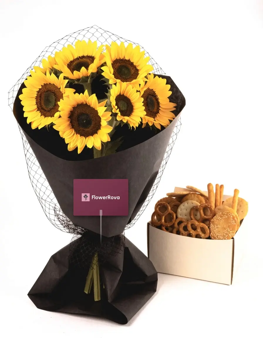 10 Sunflowers beside a snack bouquet, product visualisation
