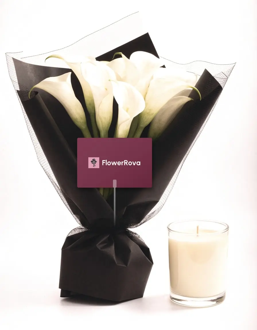 The Calla beside a scented candle, product visualisation