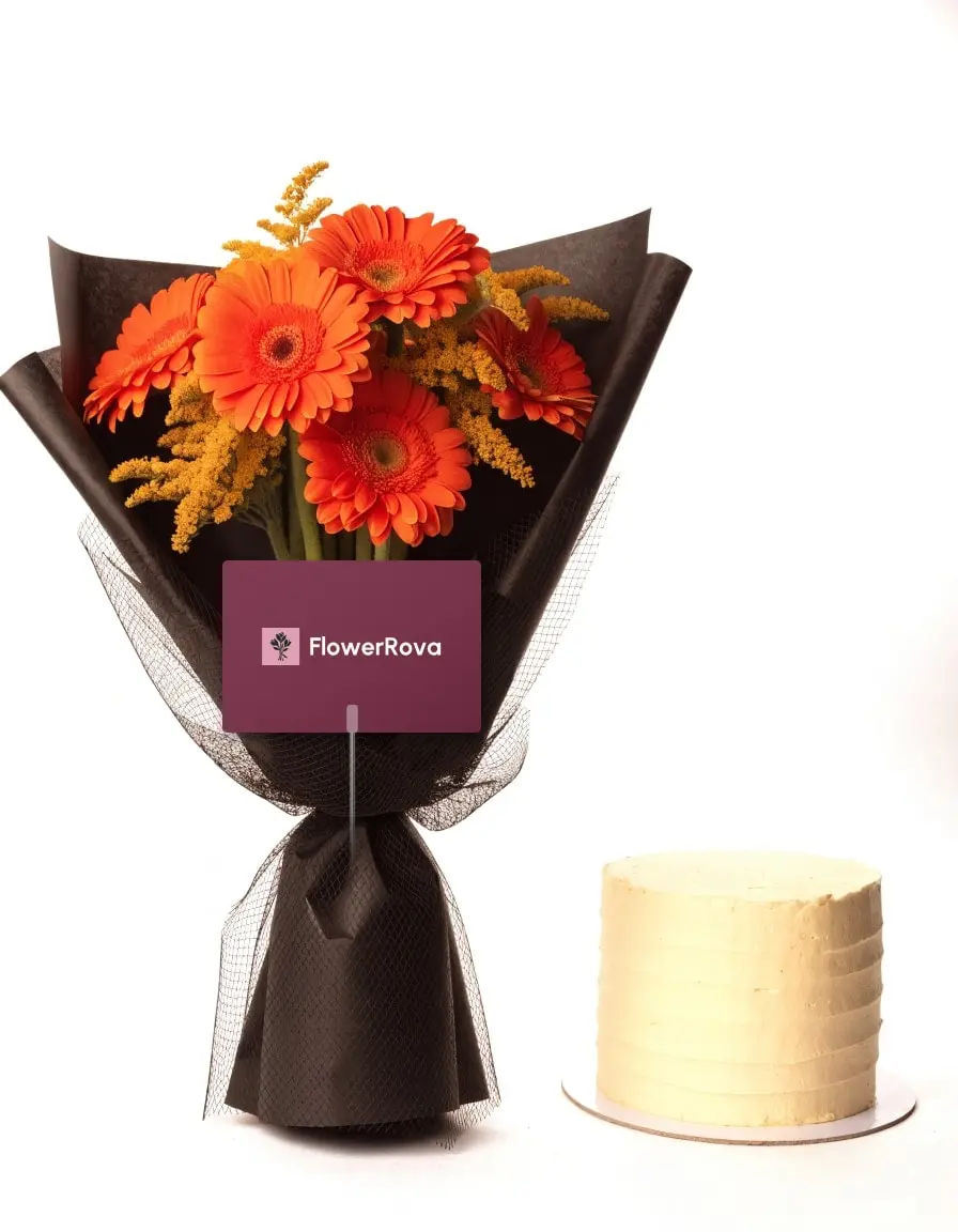 The Small Fire beside a cake (0.5 lb), product visualisation