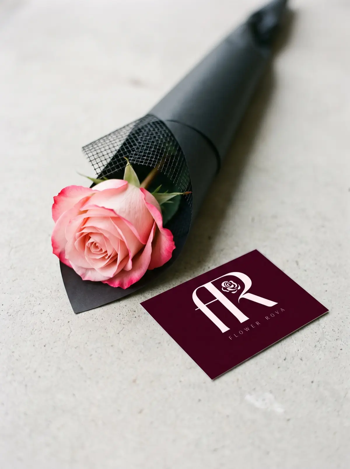 1 Pink Rose hand-tied in FlowerRova's black atelier wrap, Bangkok